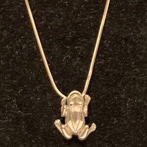 925 Sterling Silver Frog Pendant Necklace - Women Jewelry